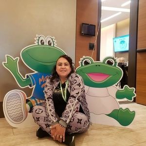 Meet your Posher, Annabella